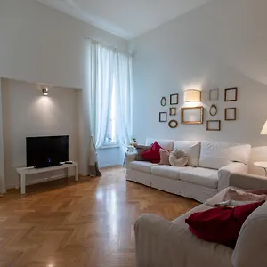  Apartment Ad Flat Italy