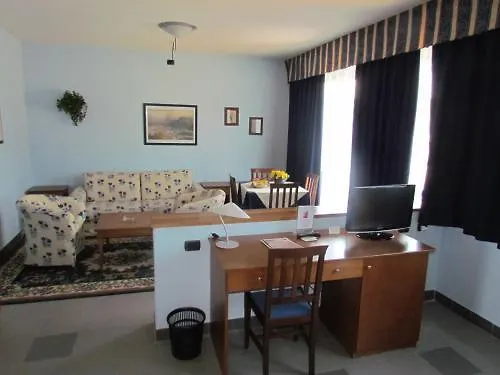Hotel Le Cerbaie Altopascio 3*,  Italy